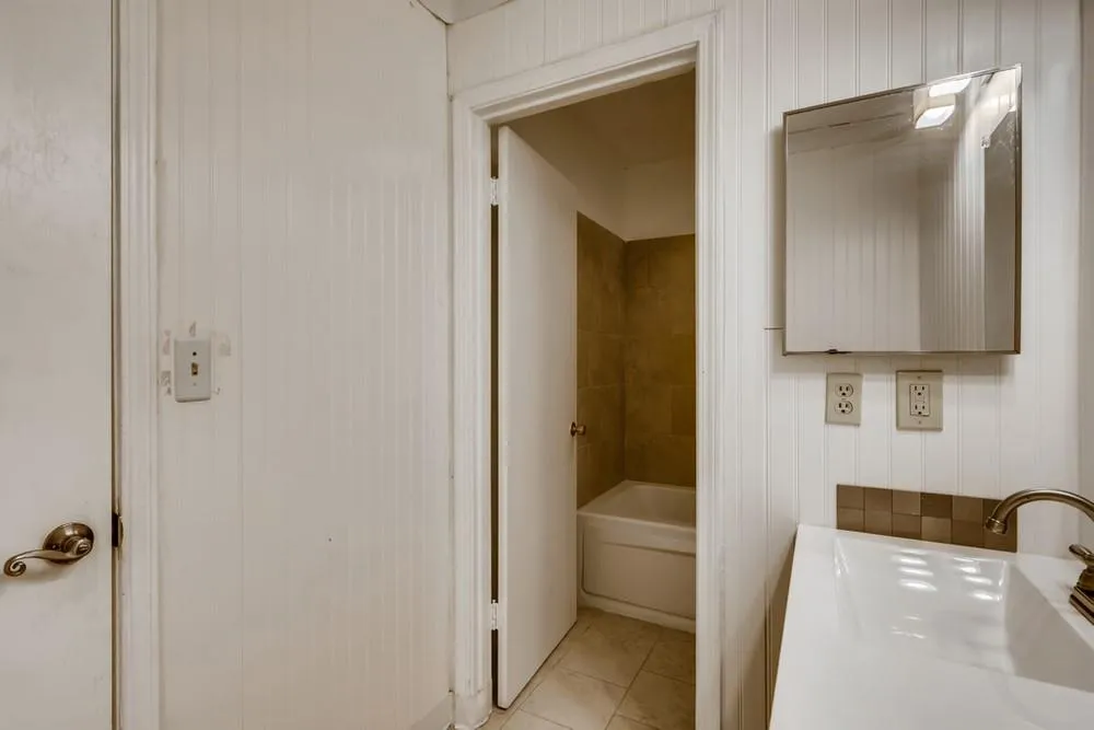 1513 Wingate Way, Sandy Springs, Georgia 30350, 2 Bedrooms Bedrooms, ,2 BathroomsBathrooms,Residential,Sold,1513 Wingate Way,6880372