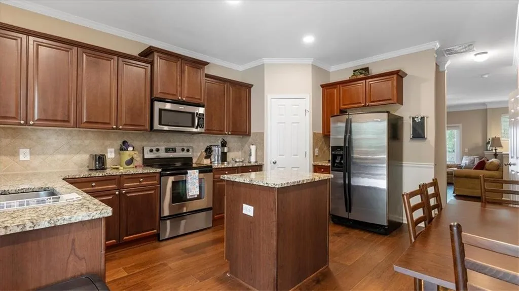 1613 Liberty Parkway Nw Unit 2517, Atlanta, Georgia 30318, 3 Bedrooms Bedrooms, ,3 BathroomsBathrooms,Residential,For Sale,1613 Liberty Parkway Nw Unit 2517,7617858