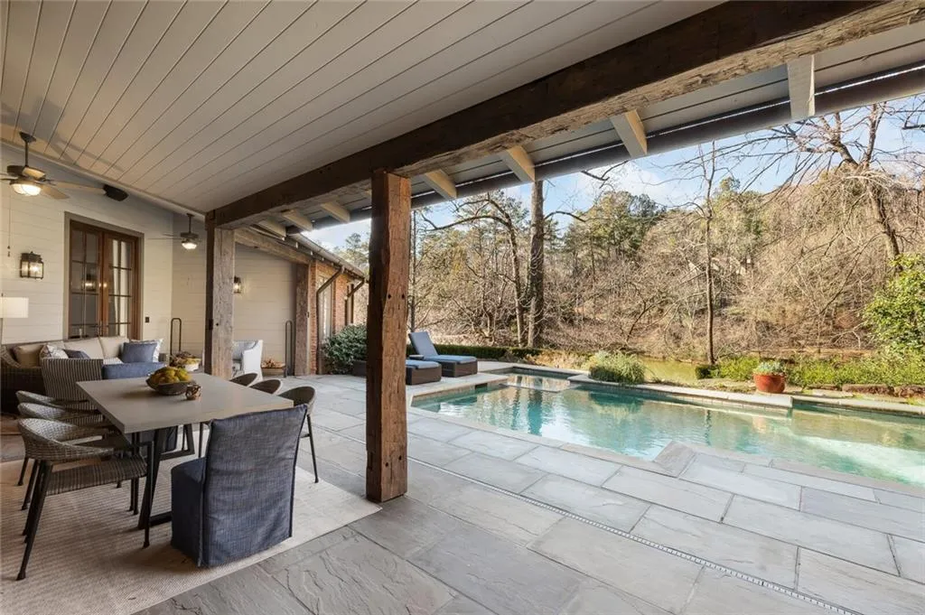 5549 Long Island Drive Nw, Atlanta, Georgia 30327, 6 Bedrooms Bedrooms, ,7 BathroomsBathrooms,Residential,Sold,5549 Long Island Drive Nw,6828976