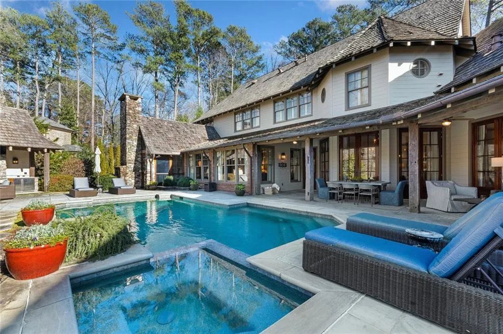 5549 Long Island Drive Nw, Atlanta, Georgia 30327, 6 Bedrooms Bedrooms, ,7 BathroomsBathrooms,Residential,Sold,5549 Long Island Drive Nw,6828976