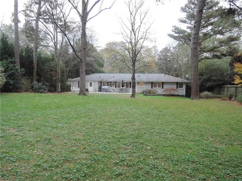 6800 Sunny Brook Lane, Sandy Springs, Georgia 30328, 4 Bedrooms Bedrooms, ,2 BathroomsBathrooms,Residential,Sold,6800 Sunny Brook Lane,5620974