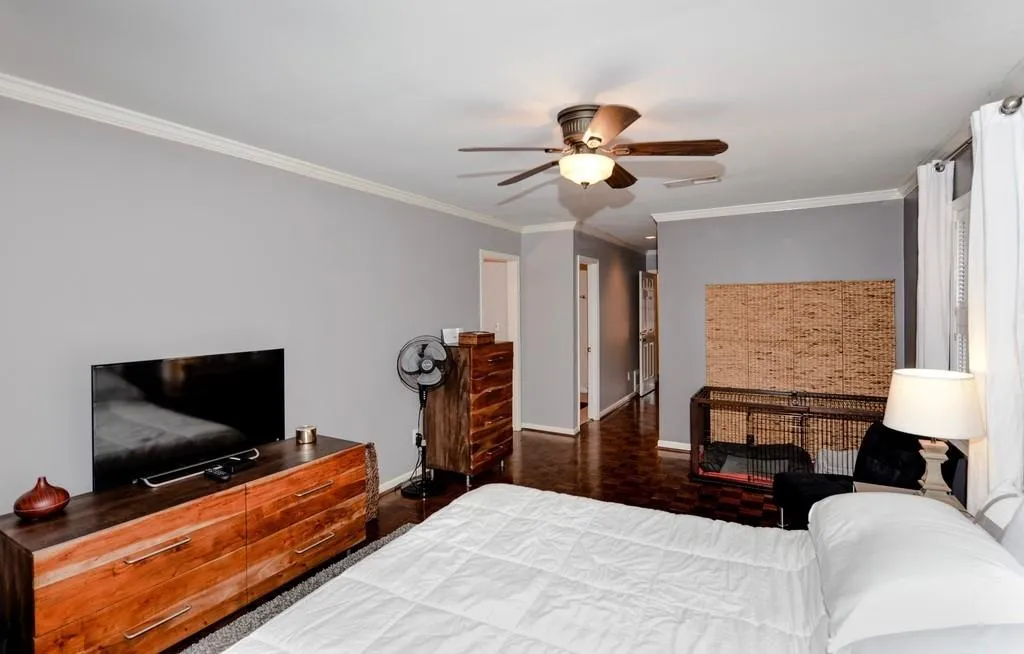 5207 Glenridge Drive, Atlanta, Georgia 30342, 3 Bedrooms Bedrooms, ,2 BathroomsBathrooms,Residential,Sold,5207 Glenridge Drive,6504957
