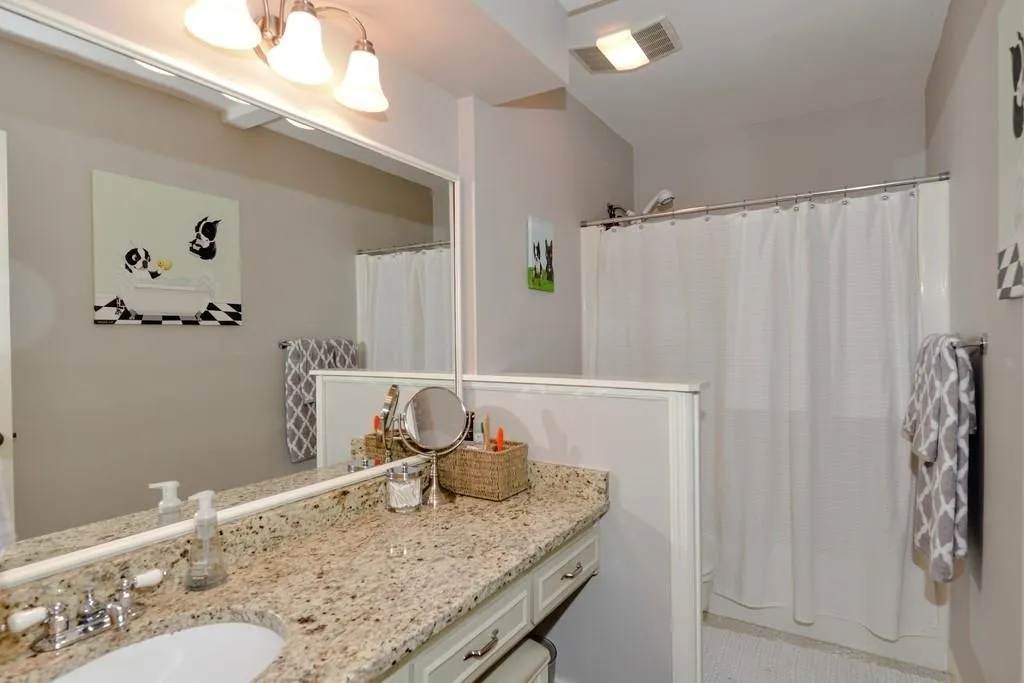 5207 Glenridge Drive, Atlanta, Georgia 30342, 3 Bedrooms Bedrooms, ,2 BathroomsBathrooms,Residential,Sold,5207 Glenridge Drive,6504957
