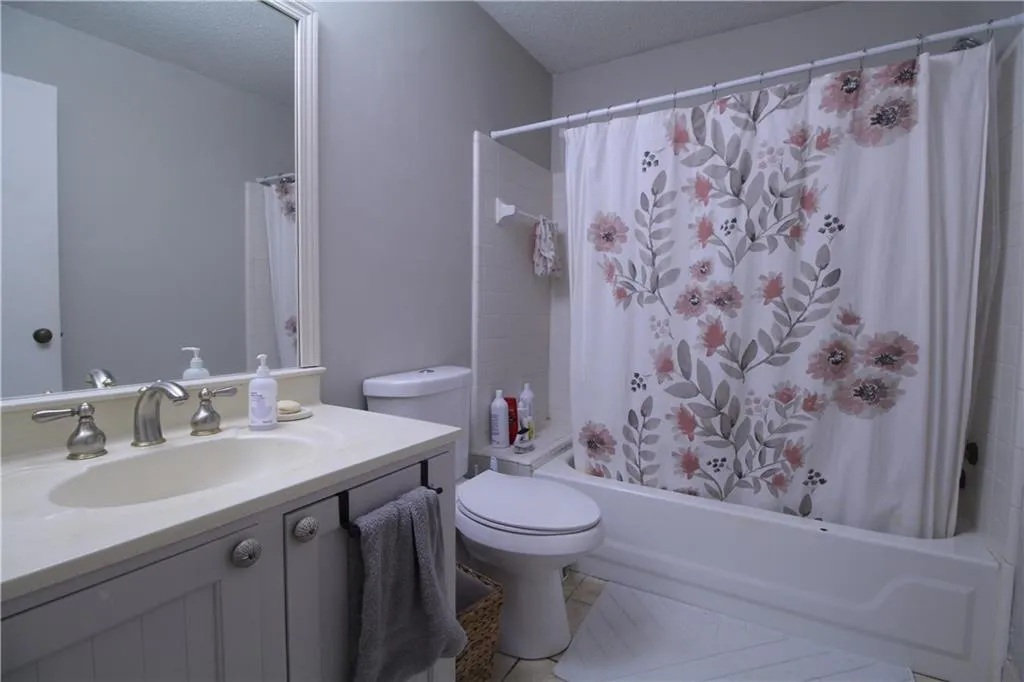 41 Dunwoody Springs Drive, Sandy Springs, Georgia 30328, 2 Bedrooms Bedrooms, ,2 BathroomsBathrooms,Residential,Sold,41 Dunwoody Springs Drive,6557348