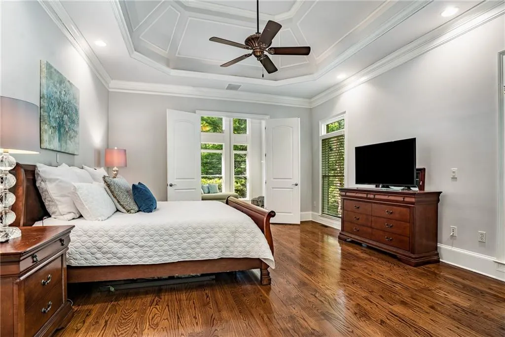 8319 Grogans Ferry Road, Sandy Springs, Georgia 30350, 6 Bedrooms Bedrooms, ,5 BathroomsBathrooms,Residential,Sold,8319 Grogans Ferry Road,7238379