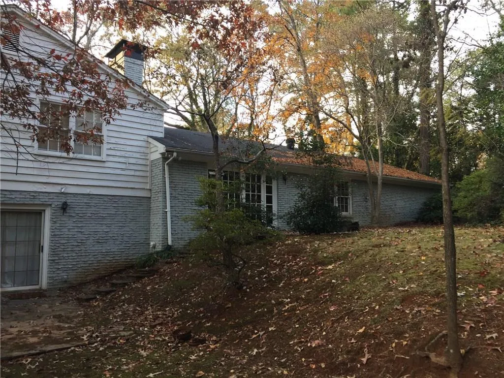 5345 Timber Trail, Sandy Springs, Georgia 30342, 4 Bedrooms Bedrooms, ,3 BathroomsBathrooms,Residential,Sold,5345 Timber Trail,5778974