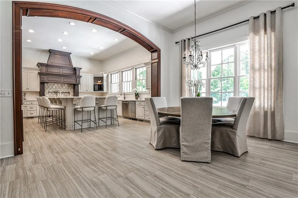 Informal dining area