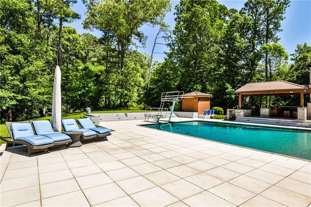 4309 Sentinel Post Road Nw, Atlanta, Georgia 30327, 7 Bedrooms Bedrooms, ,8 BathroomsBathrooms,Residential,For Sale,4309 Sentinel Post Road Nw,7614005