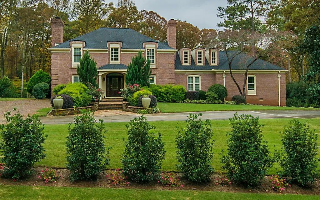 8905 Huntcliff Lake Court, Sandy Springs, Georgia 30350, 4 Bedrooms Bedrooms, ,4 BathroomsBathrooms,Residential,Sold,8905 Huntcliff Lake Court,5615979