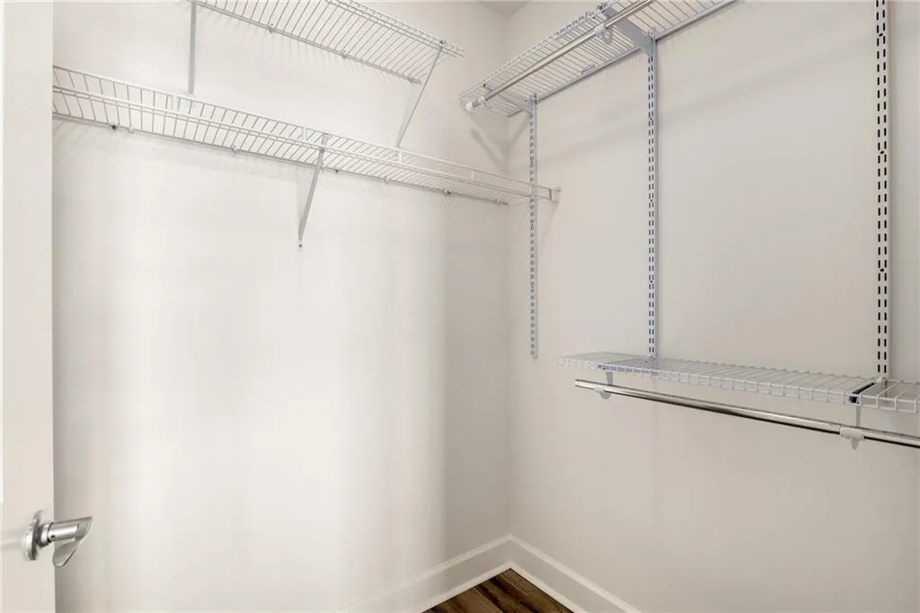 325 E Paces Ferry Road Ne Unit 1704, Atlanta, Georgia 30305, 1 Bedroom Bedrooms, ,1 BathroomBathrooms,Residential,For Sale,325 E Paces Ferry Road Ne Unit 1704,7659531