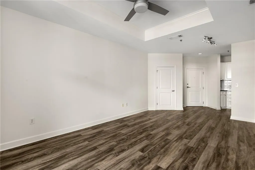 325 E Paces Ferry Road Ne Unit 1704, Atlanta, Georgia 30305, 1 Bedroom Bedrooms, ,1 BathroomBathrooms,Residential,For Sale,325 E Paces Ferry Road Ne Unit 1704,7659531