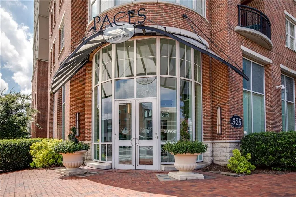325 E Paces Ferry Road Ne Unit 1704, Atlanta, Georgia 30305, 1 Bedroom Bedrooms, ,1 BathroomBathrooms,Residential,For Sale,325 E Paces Ferry Road Ne Unit 1704,7659531