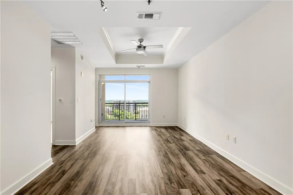 325 E Paces Ferry Road Ne Unit 1704, Atlanta, Georgia 30305, 1 Bedroom Bedrooms, ,1 BathroomBathrooms,Residential,For Sale,325 E Paces Ferry Road Ne Unit 1704,7659531