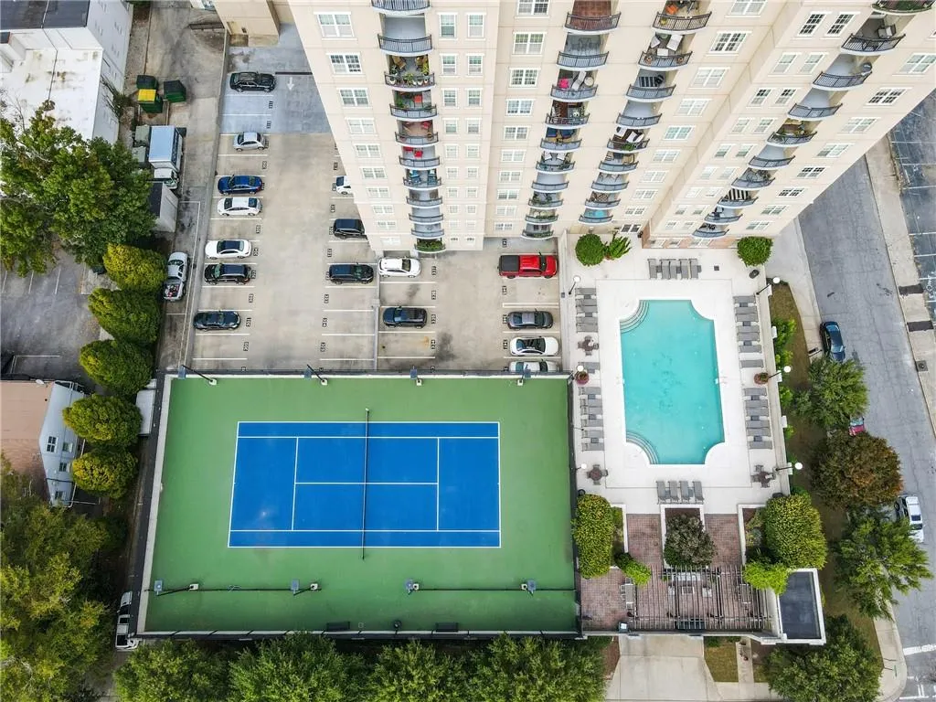 325 E Paces Ferry Road Ne Unit 1704, Atlanta, Georgia 30305, 1 Bedroom Bedrooms, ,1 BathroomBathrooms,Residential,For Sale,325 E Paces Ferry Road Ne Unit 1704,7659531