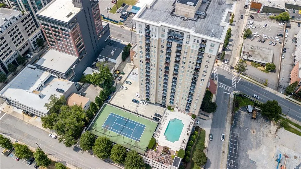 325 E Paces Ferry Road Ne Unit 1704, Atlanta, Georgia 30305, 1 Bedroom Bedrooms, ,1 BathroomBathrooms,Residential,For Sale,325 E Paces Ferry Road Ne Unit 1704,7659531