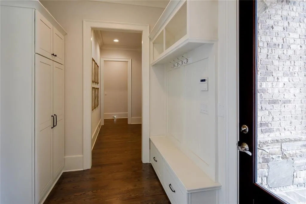 3858 Teesdale Court, Sandy Springs, Georgia 30350, 4 Bedrooms Bedrooms, ,4 BathroomsBathrooms,Residential,Sold,3858 Teesdale Court,6884268