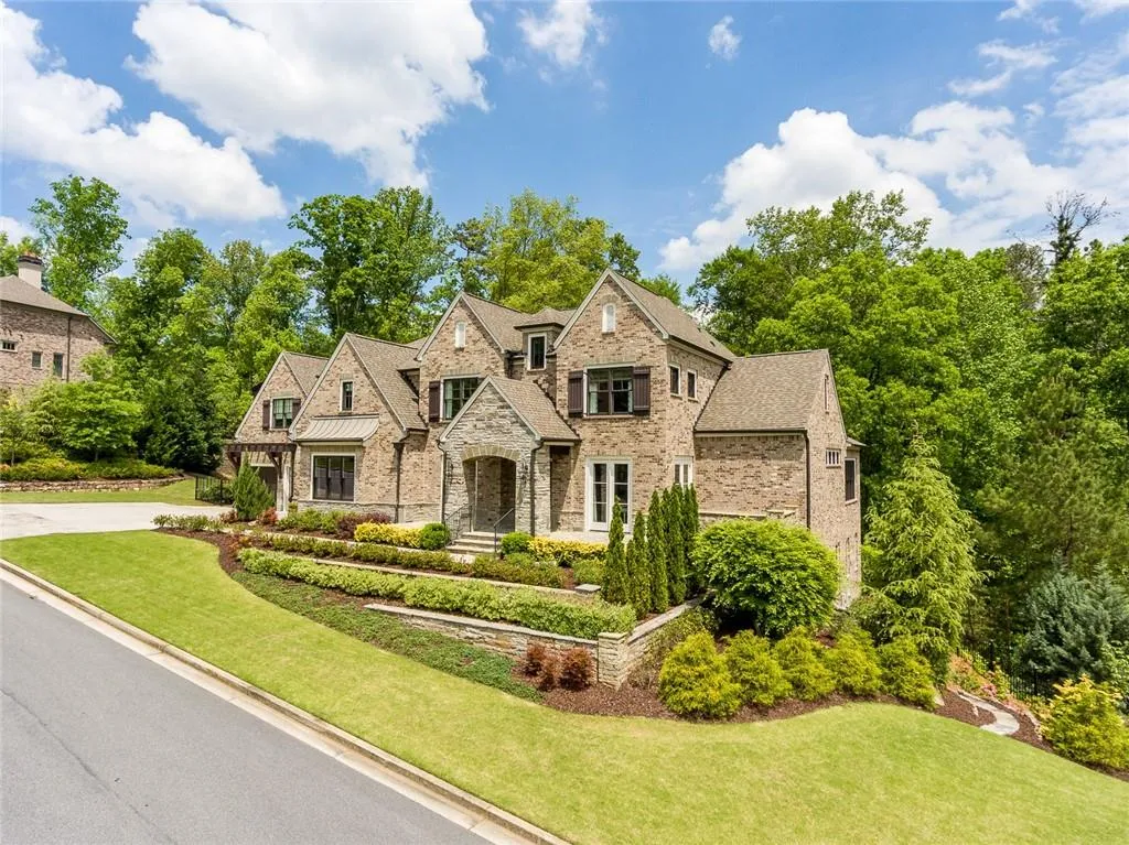 3858 Teesdale Court, Sandy Springs, Georgia 30350, 4 Bedrooms Bedrooms, ,4 BathroomsBathrooms,Residential,Sold,3858 Teesdale Court,6884268