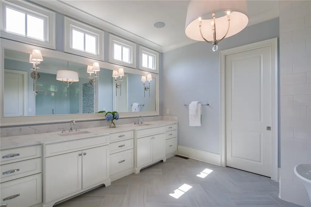 3858 Teesdale Court, Sandy Springs, Georgia 30350, 4 Bedrooms Bedrooms, ,4 BathroomsBathrooms,Residential,Sold,3858 Teesdale Court,6884268