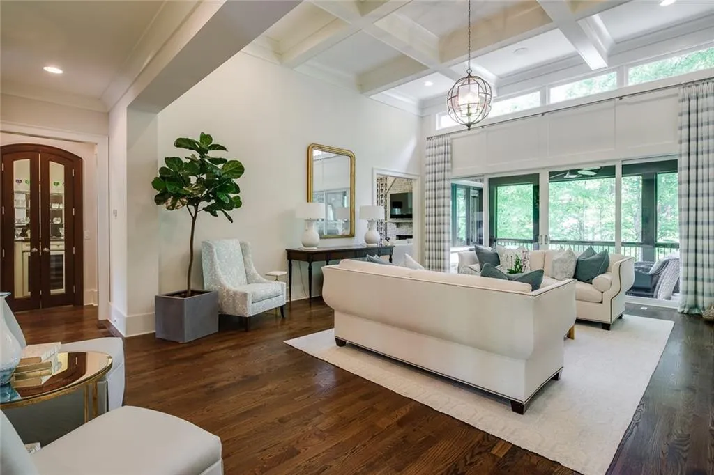 3858 Teesdale Court, Sandy Springs, Georgia 30350, 4 Bedrooms Bedrooms, ,4 BathroomsBathrooms,Residential,Sold,3858 Teesdale Court,6884268