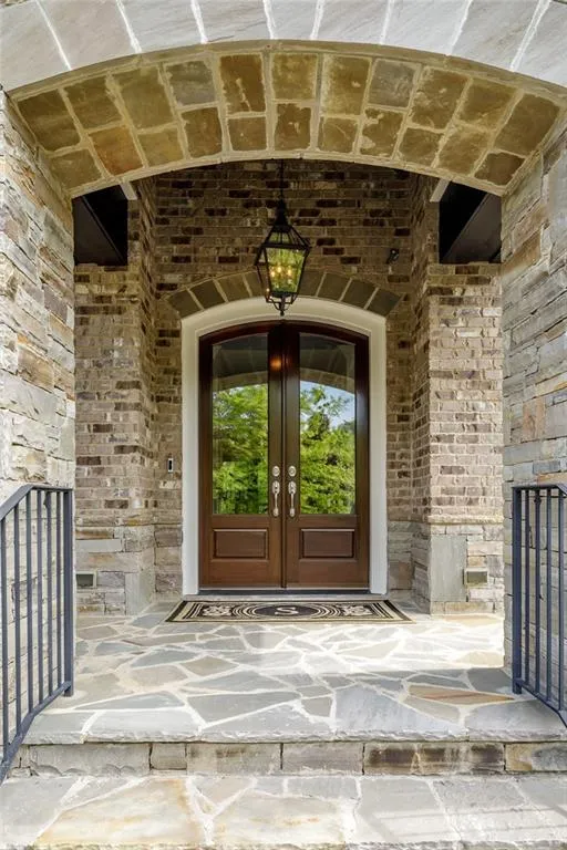 3858 Teesdale Court, Sandy Springs, Georgia 30350, 4 Bedrooms Bedrooms, ,4 BathroomsBathrooms,Residential,Sold,3858 Teesdale Court,6884268