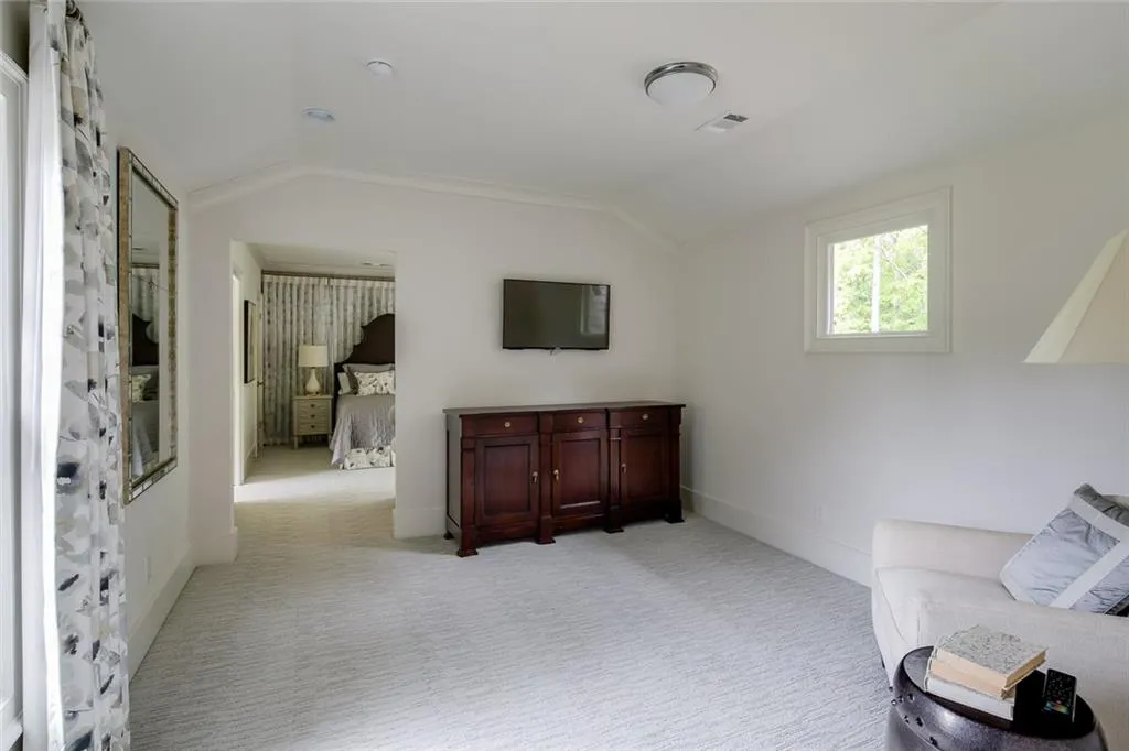 3858 Teesdale Court, Sandy Springs, Georgia 30350, 4 Bedrooms Bedrooms, ,4 BathroomsBathrooms,Residential,Sold,3858 Teesdale Court,6884268