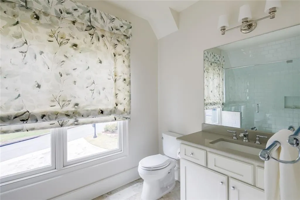 3858 Teesdale Court, Sandy Springs, Georgia 30350, 4 Bedrooms Bedrooms, ,4 BathroomsBathrooms,Residential,Sold,3858 Teesdale Court,6884268