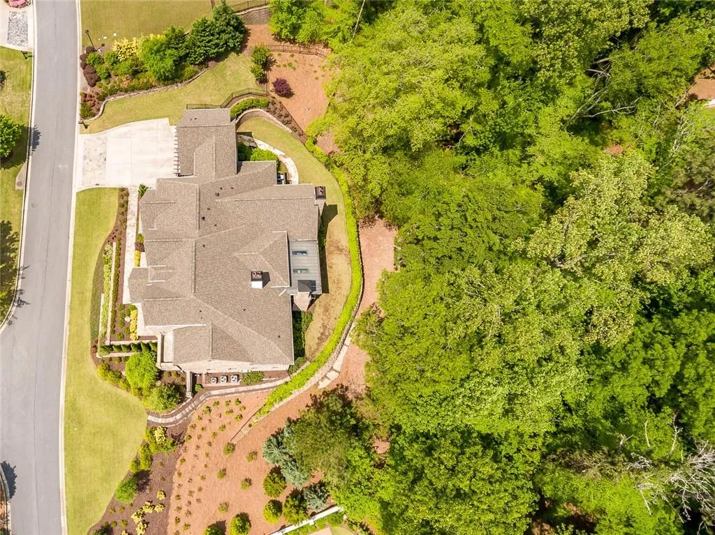 3858 Teesdale Court, Sandy Springs, Georgia 30350, 4 Bedrooms Bedrooms, ,4 BathroomsBathrooms,Residential,Sold,3858 Teesdale Court,6884268