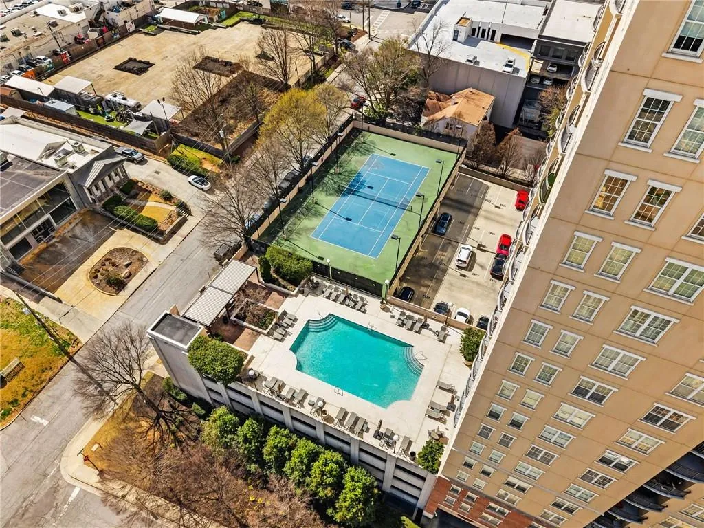 325 E Paces Ferry Road Ne Unit 2211, Atlanta, Georgia 30305, 2 Bedrooms Bedrooms, 0 ,2 BathroomsBathrooms,Residential,For Sale,325 E Paces Ferry Road Ne Unit 2211,7728024