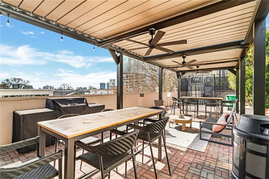 325 E Paces Ferry Road Ne Unit 2211, Atlanta, Georgia 30305, 2 Bedrooms Bedrooms, 0 ,2 BathroomsBathrooms,Residential,For Sale,325 E Paces Ferry Road Ne Unit 2211,7728024