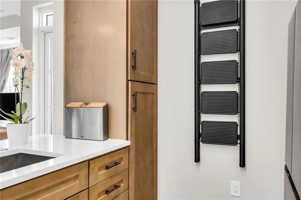 325 E Paces Ferry Road Ne Unit 2211, Atlanta, Georgia 30305, 2 Bedrooms Bedrooms, 0 ,2 BathroomsBathrooms,Residential,For Sale,325 E Paces Ferry Road Ne Unit 2211,7728024