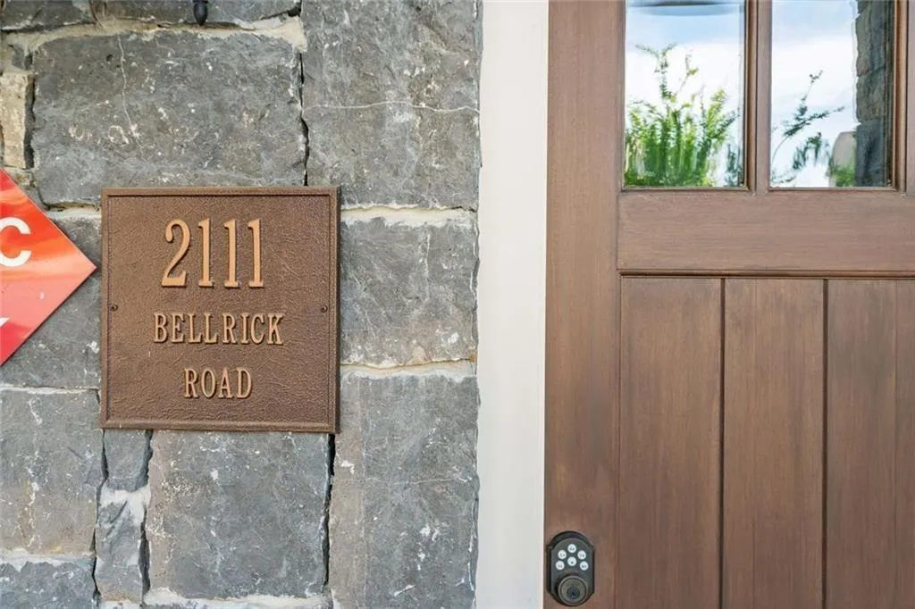 2111 Bellrick Road Nw, Atlanta, Georgia 30318, 5 Bedrooms Bedrooms, ,5 BathroomsBathrooms,Residential,For Sale,2111 Bellrick Road Nw,7597460