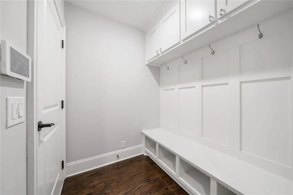 2111 Bellrick Road Nw, Atlanta, Georgia 30318, 5 Bedrooms Bedrooms, ,5 BathroomsBathrooms,Residential,For Sale,2111 Bellrick Road Nw,7597460