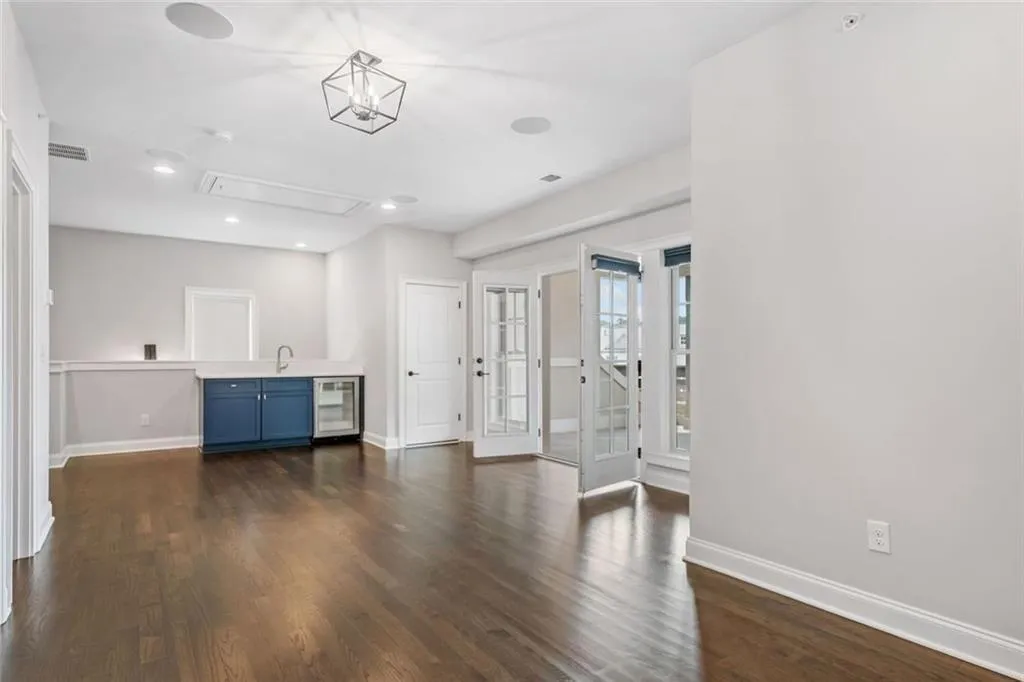 2111 Bellrick Road Nw, Atlanta, Georgia 30318, 5 Bedrooms Bedrooms, ,5 BathroomsBathrooms,Residential,For Sale,2111 Bellrick Road Nw,7597460