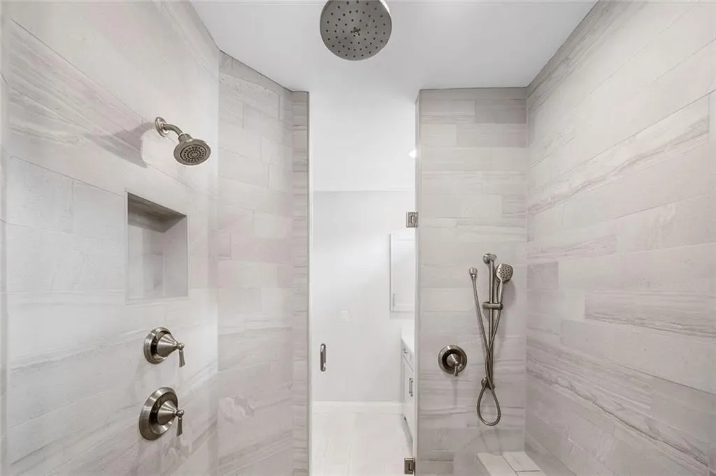 2111 Bellrick Road Nw, Atlanta, Georgia 30318, 5 Bedrooms Bedrooms, ,5 BathroomsBathrooms,Residential,For Sale,2111 Bellrick Road Nw,7597460