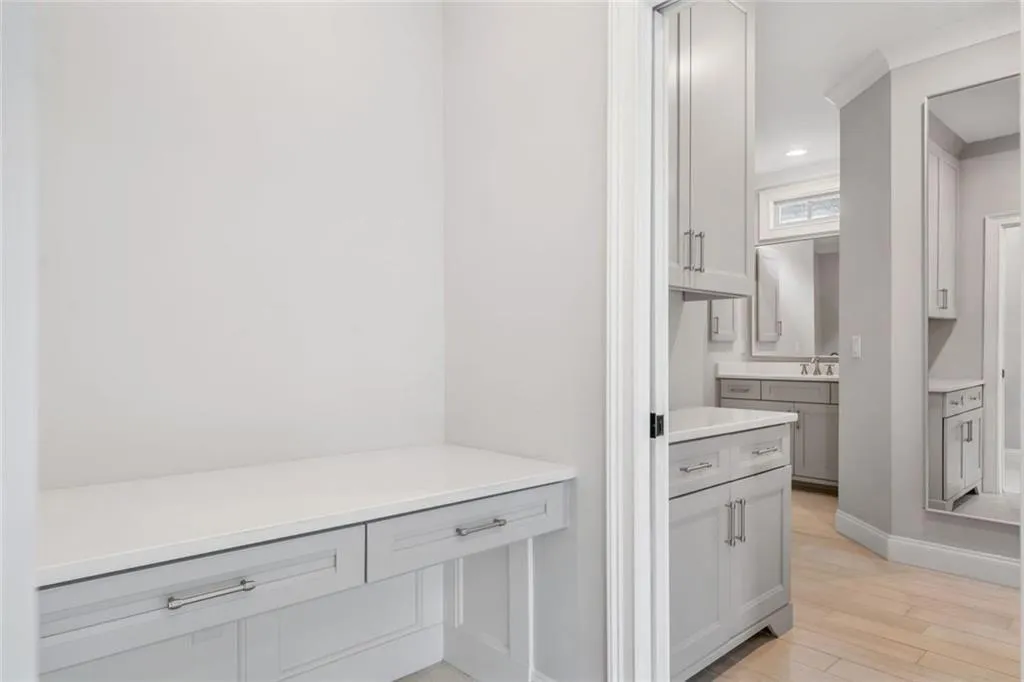 2111 Bellrick Road Nw, Atlanta, Georgia 30318, 5 Bedrooms Bedrooms, ,5 BathroomsBathrooms,Residential,For Sale,2111 Bellrick Road Nw,7597460