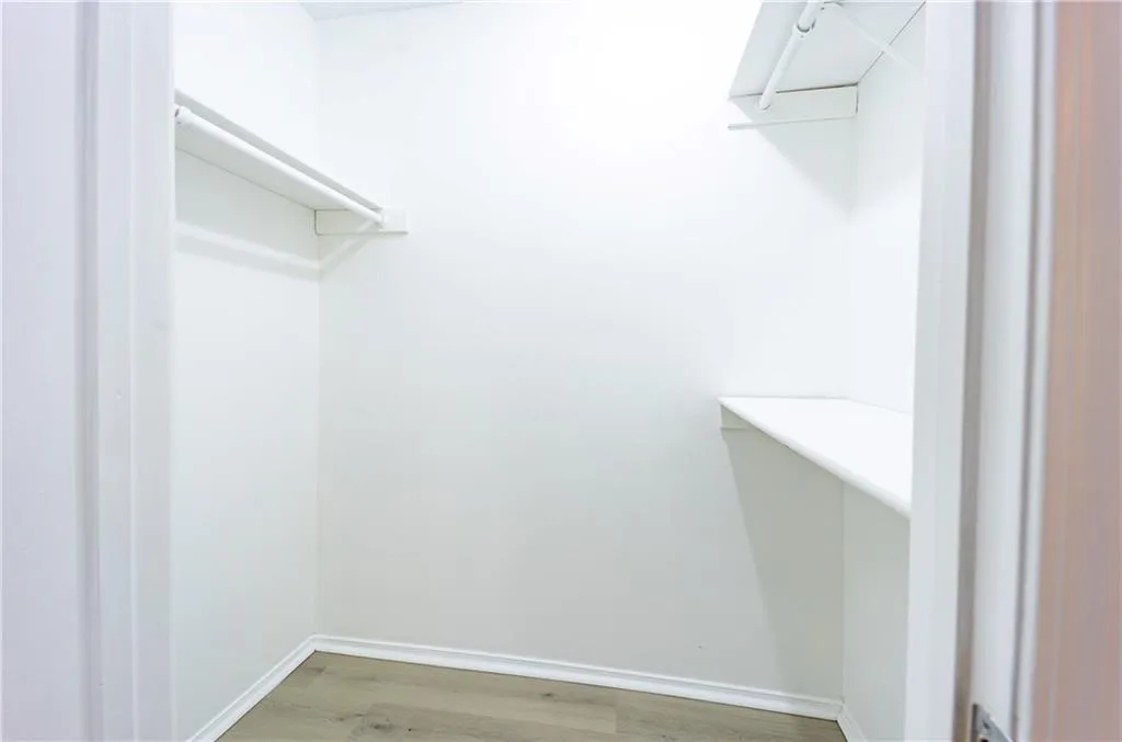 Master closet 2 Master closet 2