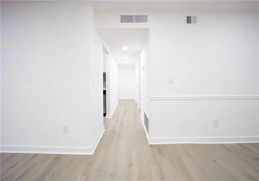 2712 Huntingdon Chase, Atlanta, Georgia 30350, 2 Bedrooms Bedrooms, ,2 BathroomsBathrooms,Residential,For Sale,2712 Huntingdon Chase,7671299 2712 Huntingdon Chase, Atlanta, Georgia 30350, 2 Bedrooms Bedrooms, ,2 BathroomsBathrooms,Residential,For Sale,2712 Huntingdon Chase,7671299
