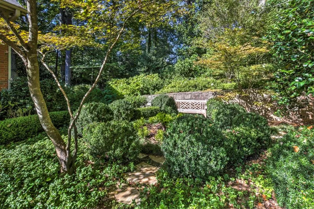 41 Paces West Drive Nw, Atlanta, Georgia 30327, 4 Bedrooms Bedrooms, ,2 BathroomsBathrooms,Residential,Sold,41 Paces West Drive Nw,5931078 41 Paces West Drive Nw, Atlanta, Georgia 30327, 4 Bedrooms Bedrooms, ,2 BathroomsBathrooms,Residential,Sold,41 Paces West Drive Nw,5931078