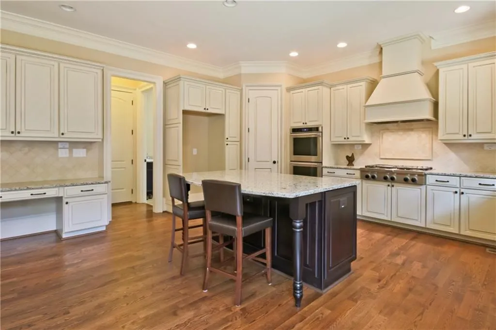 6345 Long Island Drive, Sandy Springs, Georgia 30328, 4 Bedrooms Bedrooms, ,3 BathroomsBathrooms,Residential,Sold,6345 Long Island Drive,5631146