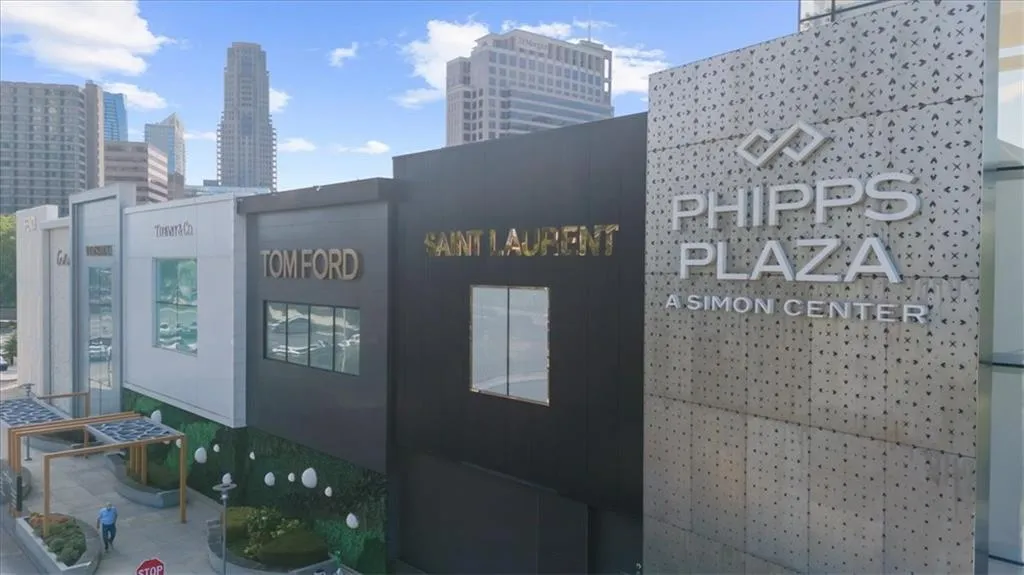 Phipps Plaza