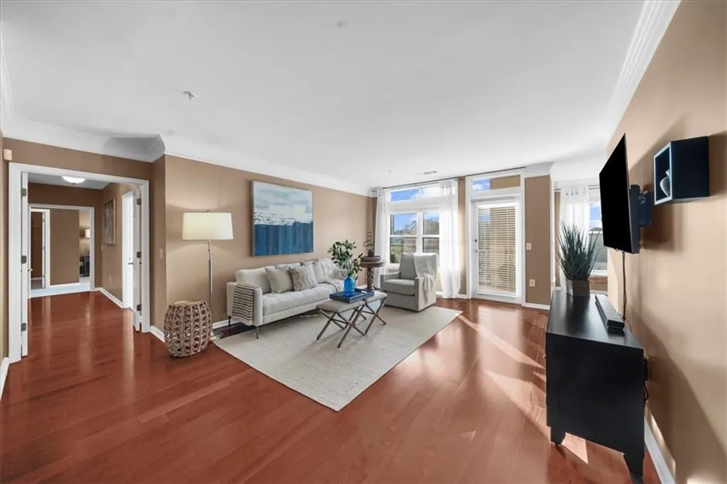 3334 Peachtree Road Ne Unit 608, Atlanta, Georgia 30326, 2 Bedrooms Bedrooms, ,2 BathroomsBathrooms,Residential,For Sale,3334 Peachtree Road Ne Unit 608,7642769