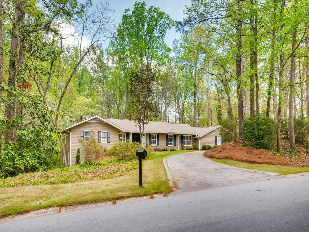 1020 Hightower Trail, Sandy Springs, Georgia 30350, 4 Bedrooms Bedrooms, ,3 BathroomsBathrooms,Residential,Sold,1020 Hightower Trail,5833491