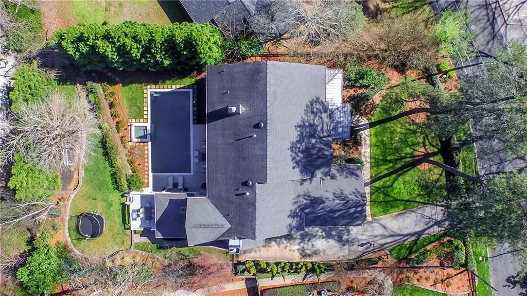 790 Stovall Boulevard Ne, Atlanta, Georgia 30342, 6 Bedrooms Bedrooms, ,6 BathroomsBathrooms,Residential,Sold,790 Stovall Boulevard Ne,5971951