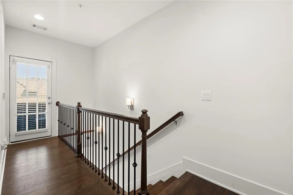 6601 Cadence Boulevard, Atlanta, Georgia 30328, 3 Bedrooms Bedrooms, ,4 BathroomsBathrooms,Residential,For Sale,6601 Cadence Boulevard,7617309