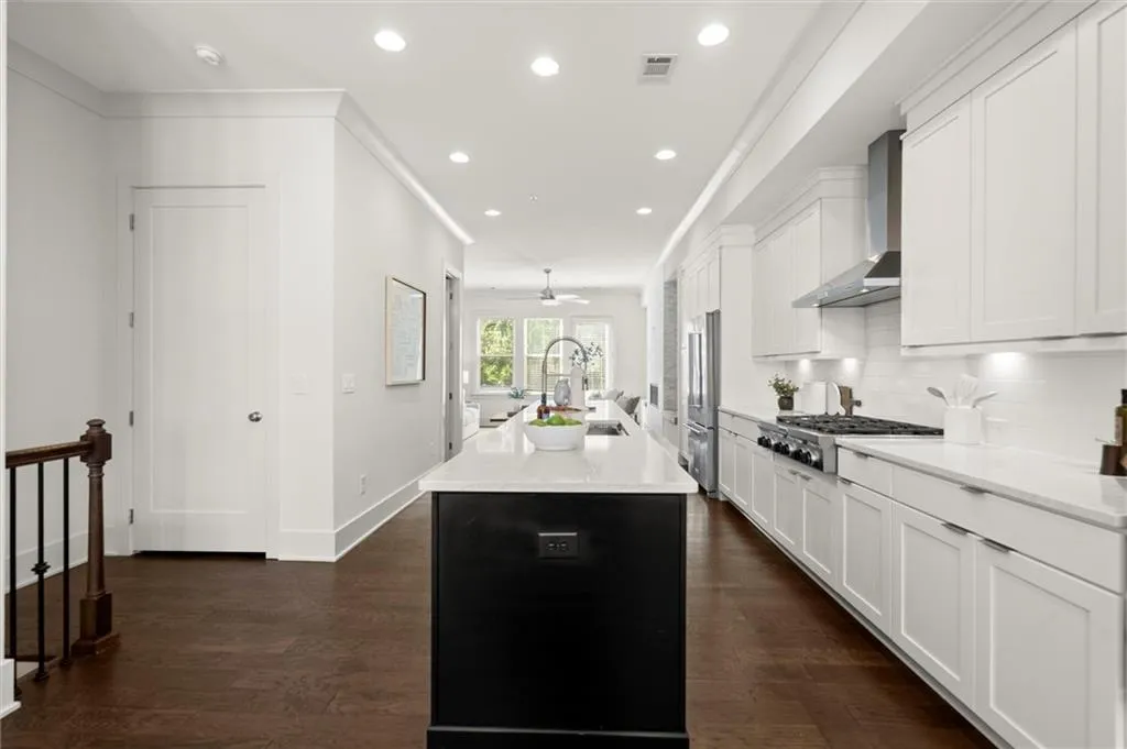 6601 Cadence Boulevard, Atlanta, Georgia 30328, 3 Bedrooms Bedrooms, ,4 BathroomsBathrooms,Residential,For Sale,6601 Cadence Boulevard,7617309
