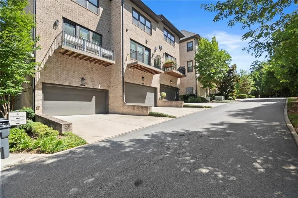 6601 Cadence Boulevard, Atlanta, Georgia 30328, 3 Bedrooms Bedrooms, ,4 BathroomsBathrooms,Residential,For Sale,6601 Cadence Boulevard,7617309