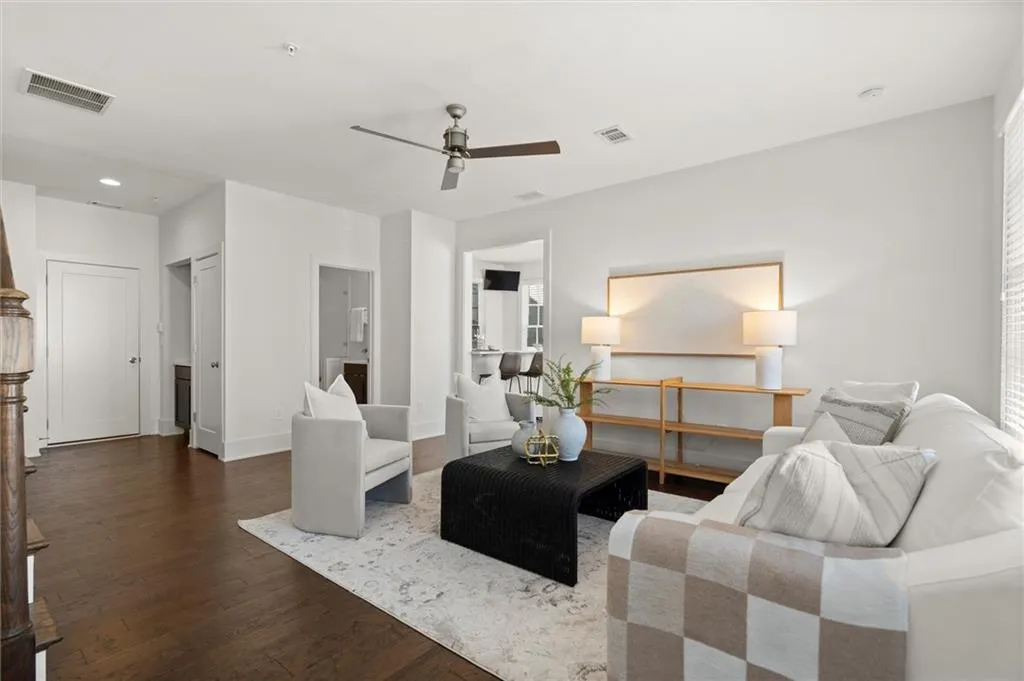 6601 Cadence Boulevard, Atlanta, Georgia 30328, 3 Bedrooms Bedrooms, ,4 BathroomsBathrooms,Residential,For Sale,6601 Cadence Boulevard,7617309
