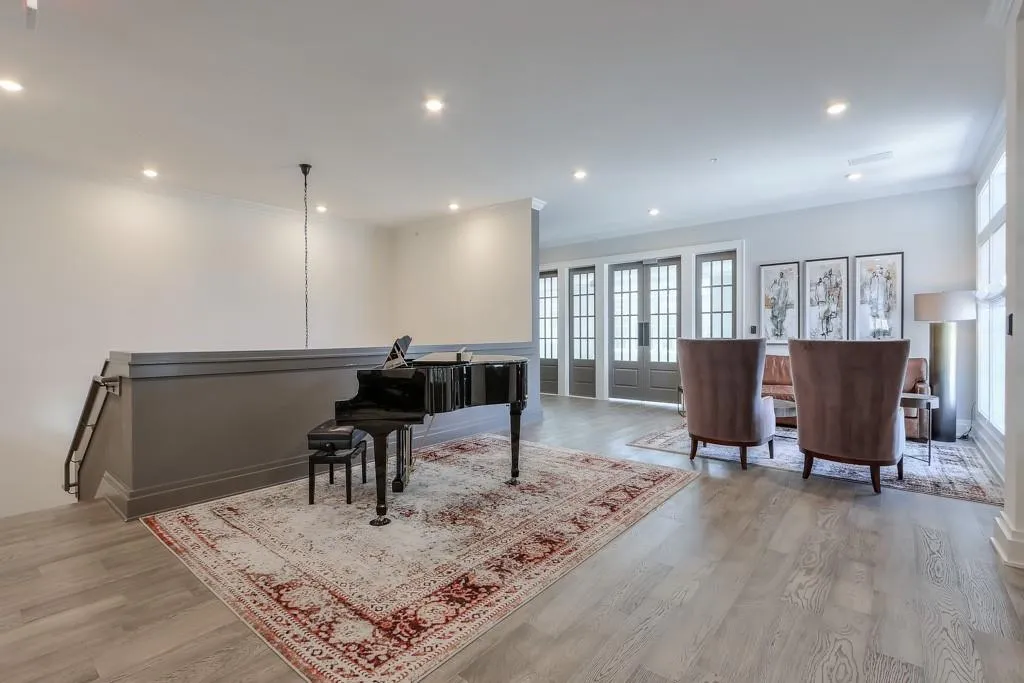 6601 Cadence Boulevard, Atlanta, Georgia 30328, 3 Bedrooms Bedrooms, ,4 BathroomsBathrooms,Residential,For Sale,6601 Cadence Boulevard,7617309