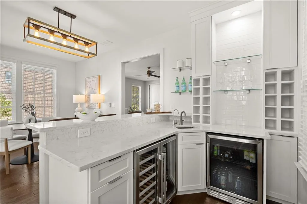 6601 Cadence Boulevard, Atlanta, Georgia 30328, 3 Bedrooms Bedrooms, ,4 BathroomsBathrooms,Residential,For Sale,6601 Cadence Boulevard,7617309