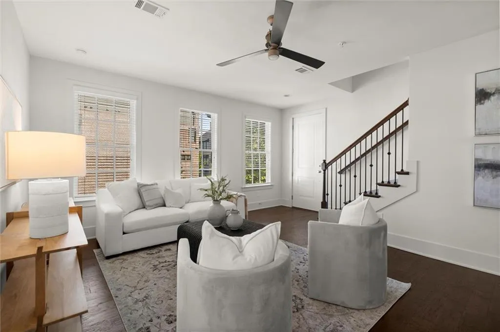 6601 Cadence Boulevard, Atlanta, Georgia 30328, 3 Bedrooms Bedrooms, ,4 BathroomsBathrooms,Residential,For Sale,6601 Cadence Boulevard,7617309